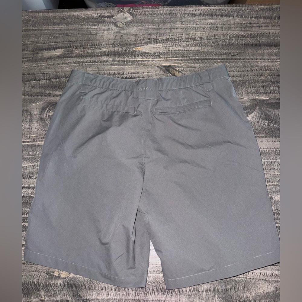 Orvis Men’s 9” Tech 4-way stretch Shorts - Gray - Picture 4 of 13